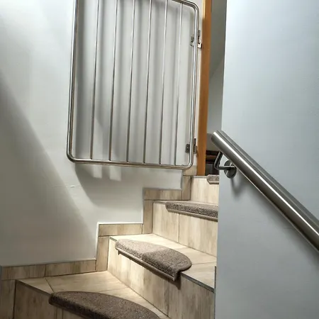 Dom W Skowronkach Tatil Evi Sasino